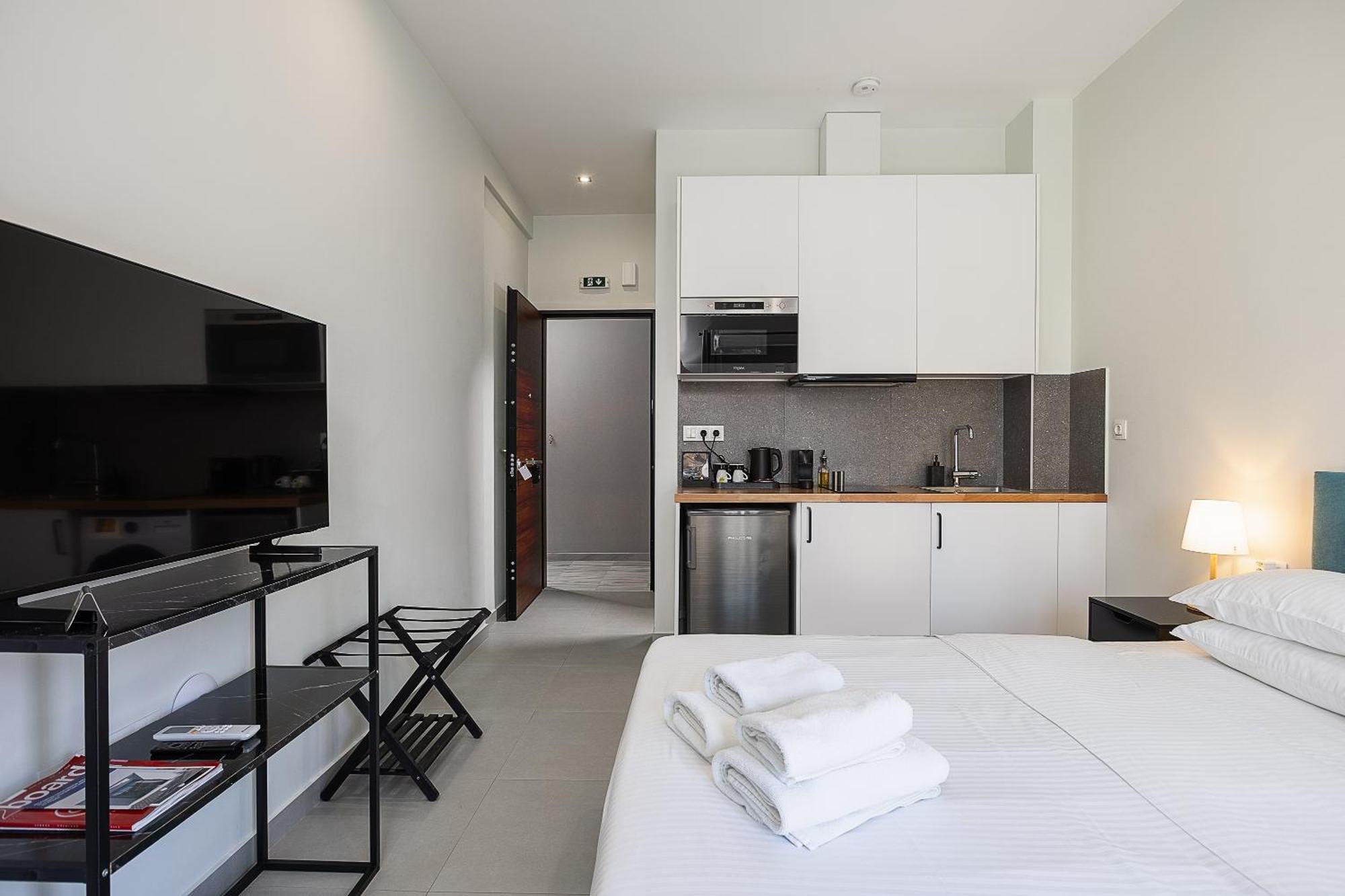 The Omnia Collection Pagrati Apartment Athens Room photo